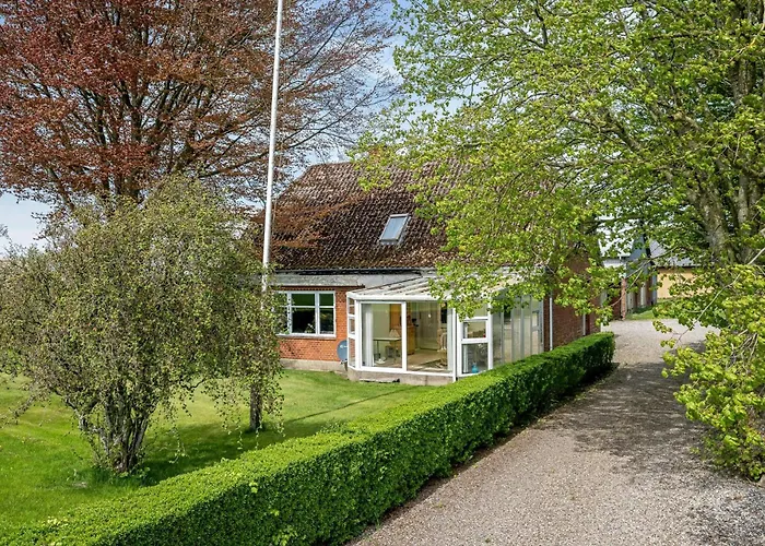 Bondegardsferie Med Fiskemuligheder Holiday home *